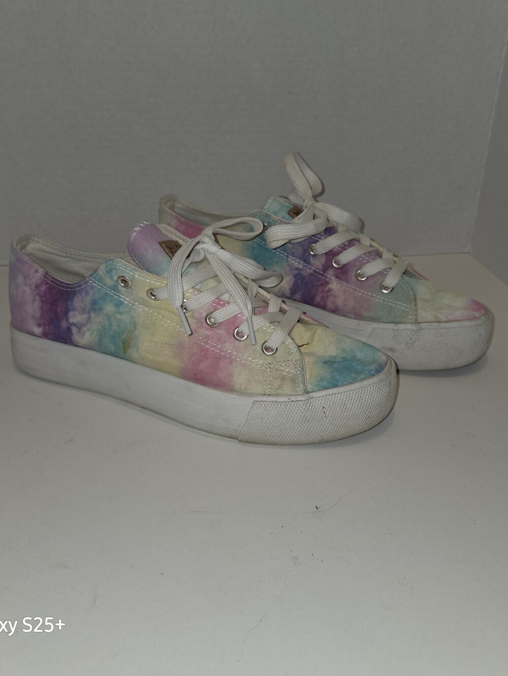 Mudd Beyley 102L Tie Dye Retro Women's Sneakers Size 11